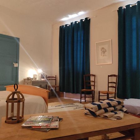 La Bonheurie - Chambres D'Hotes Moissac Room photo